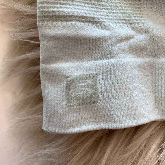 Fabletics Razorback tank - Picture 3 of 3